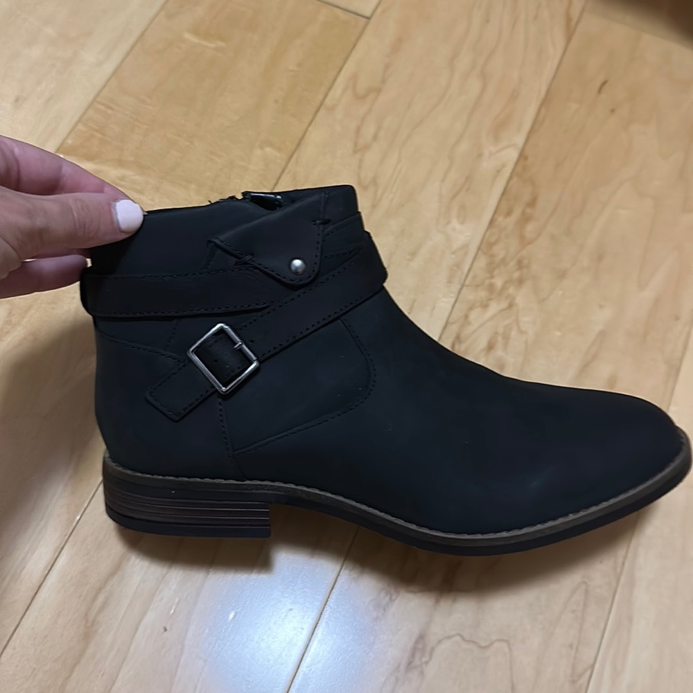 Clarks black bootie